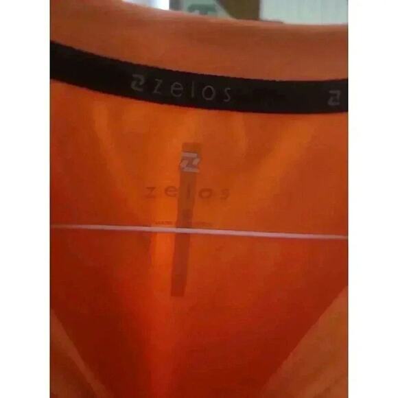 NWT Zelos Solid Basic Men's Shirt Sleeve T-Shirt Size Small NWT CR6 Excellent - Picture 2 of 5